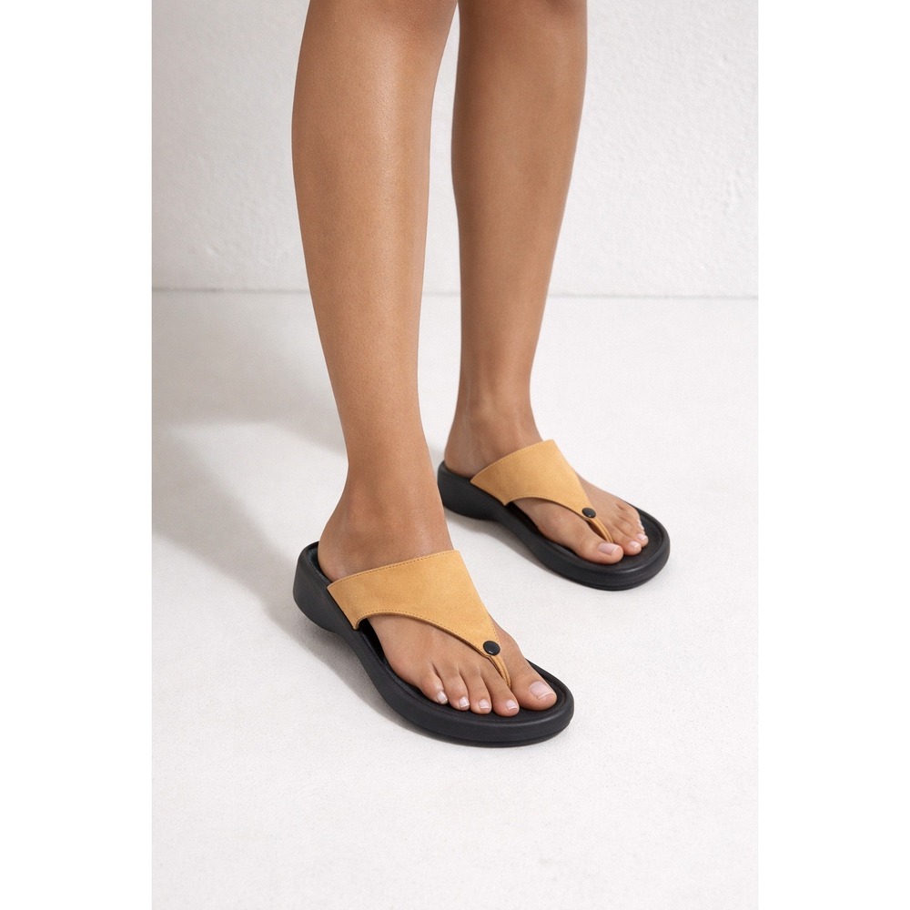 Tatami Birkenstock Tan Leather Thong Sandals Comfort Slides 39 L 8
